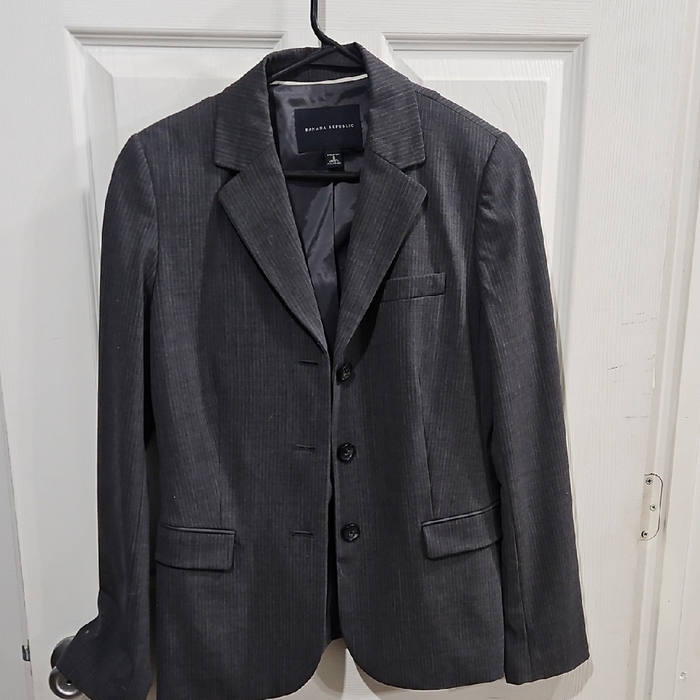 Banana Republic Charcoal Gray Pinstripe Blazer 8 Tailored Workwear